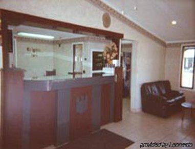 Knights Inn - Madison Heights Interior photo
